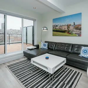  Apartment Penthouse On Charest - With Parking And Gym